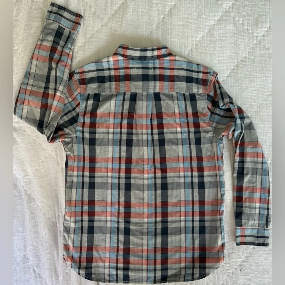 NWOT The North Face Plaid Button-Down Shirt L Red Gray Blue w Hidden Neck Pocket